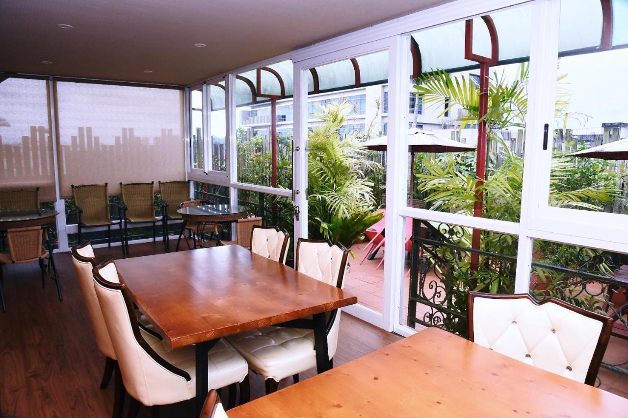 England Business Motel Yilan Екстер'єр фото